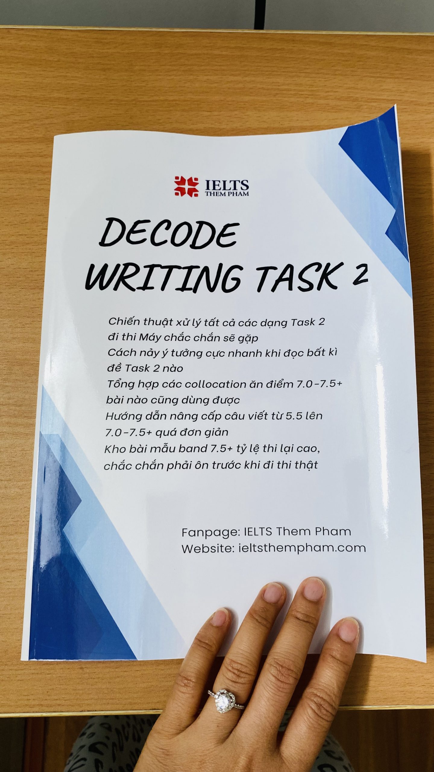 COMBO 2 SÁCH DECODE WRITING AIM 7.0-7.5+